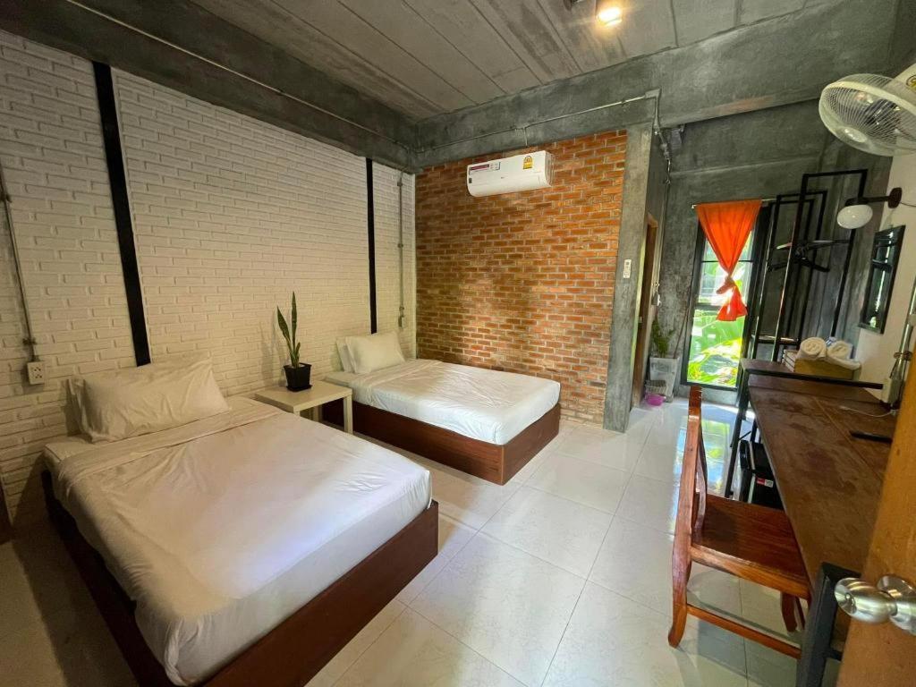 Hotel Palmhouse Mae Hong Son Exterior foto